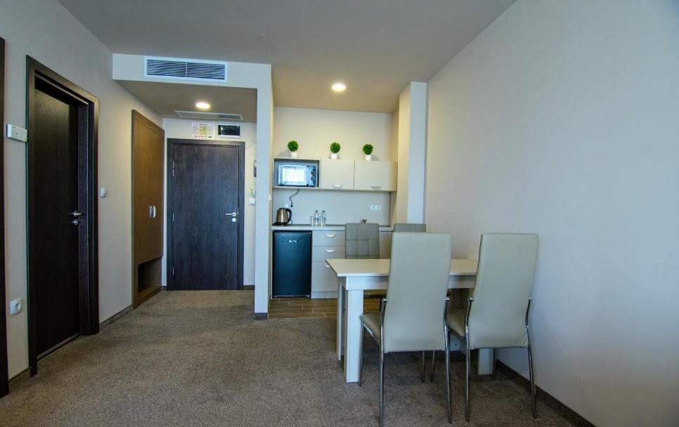 Magnific Hotel *
